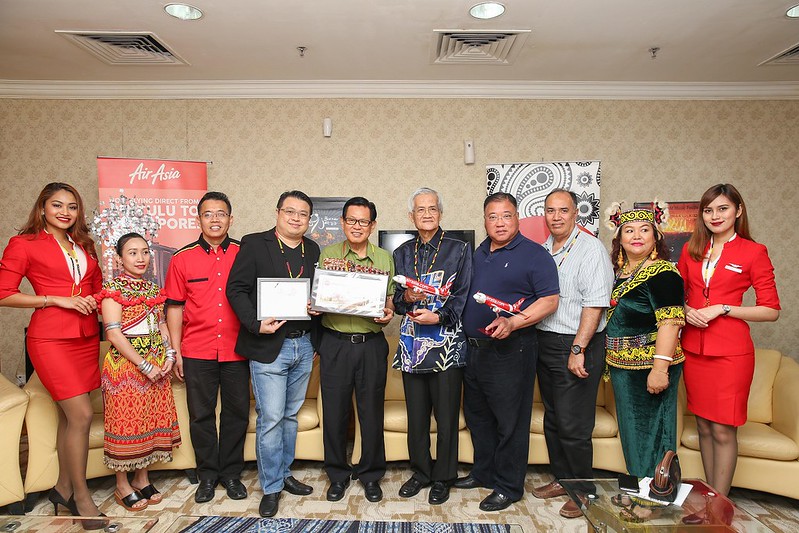 AiraAsia Sambut Dua Penerbangan Sulung Antarabangsa Ke Sarawak