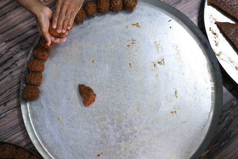 City Food - The Potent Black Halwa, Haneef Doodhwalla Mithai Shop, Ballimaran
