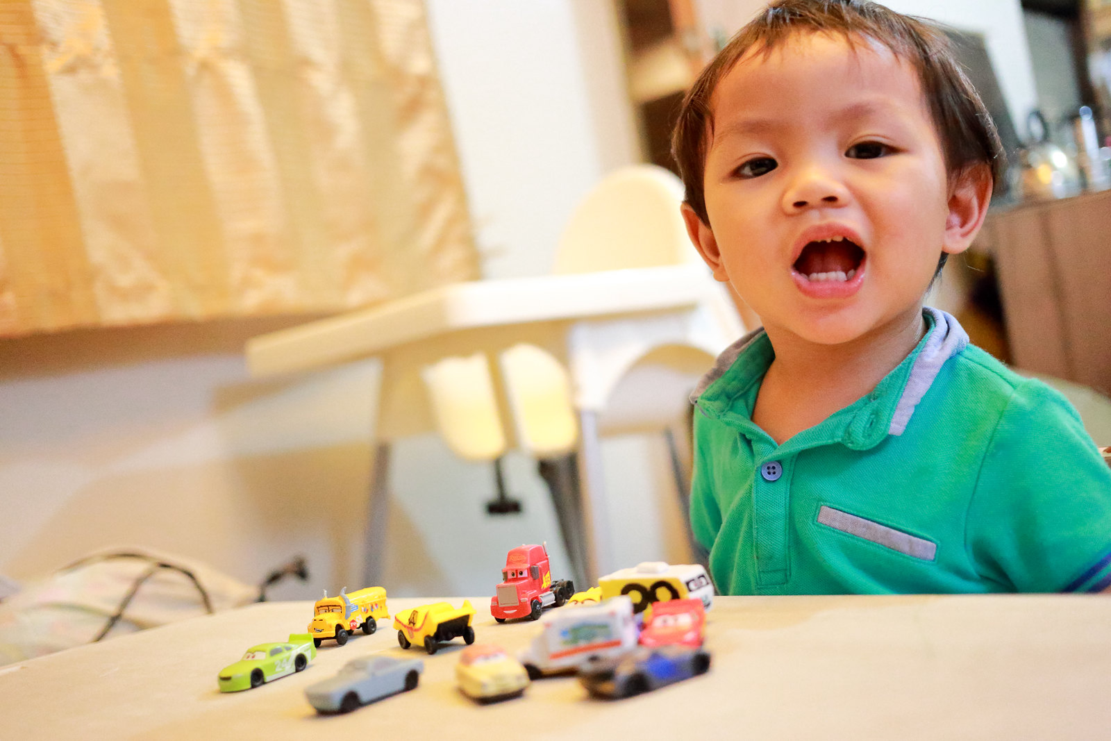 Bryce's first "pabili" request at a bookstore - Disney Cars