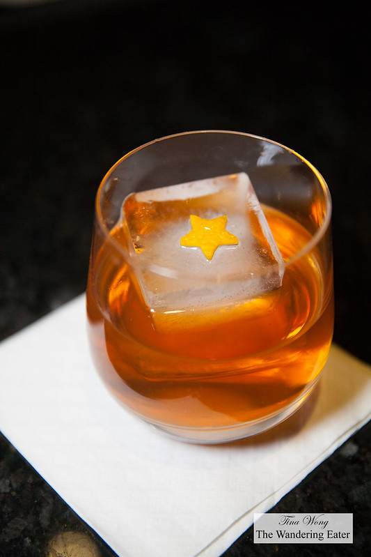 Old Rivalries with Suntory Hibiki Whisky - A double smoked Old Fashioned cocktail