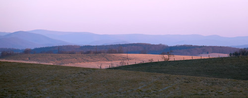 dawn valley mountains farm farmland landscape