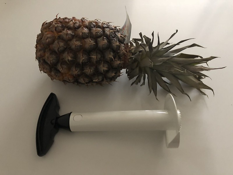 Pineapple and Cutter