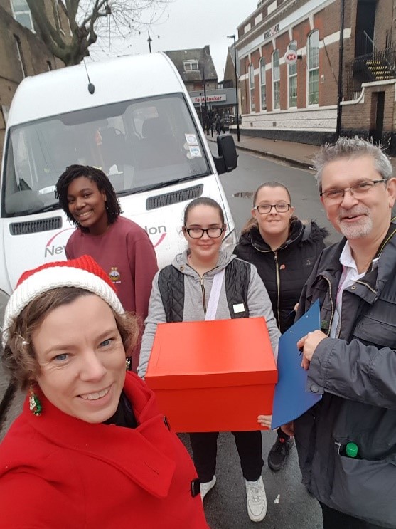 The Renewal Programme&#039;s Youth Service - Deliver Christmas Hampers to elderly residents in East Ham 1