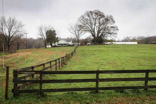 canon 7d 1585mmefs lens upstate andersonsc farm home fence pasture rural country road vanishing pastoral southern america usa scenic landscape disappearing vintage southernlife