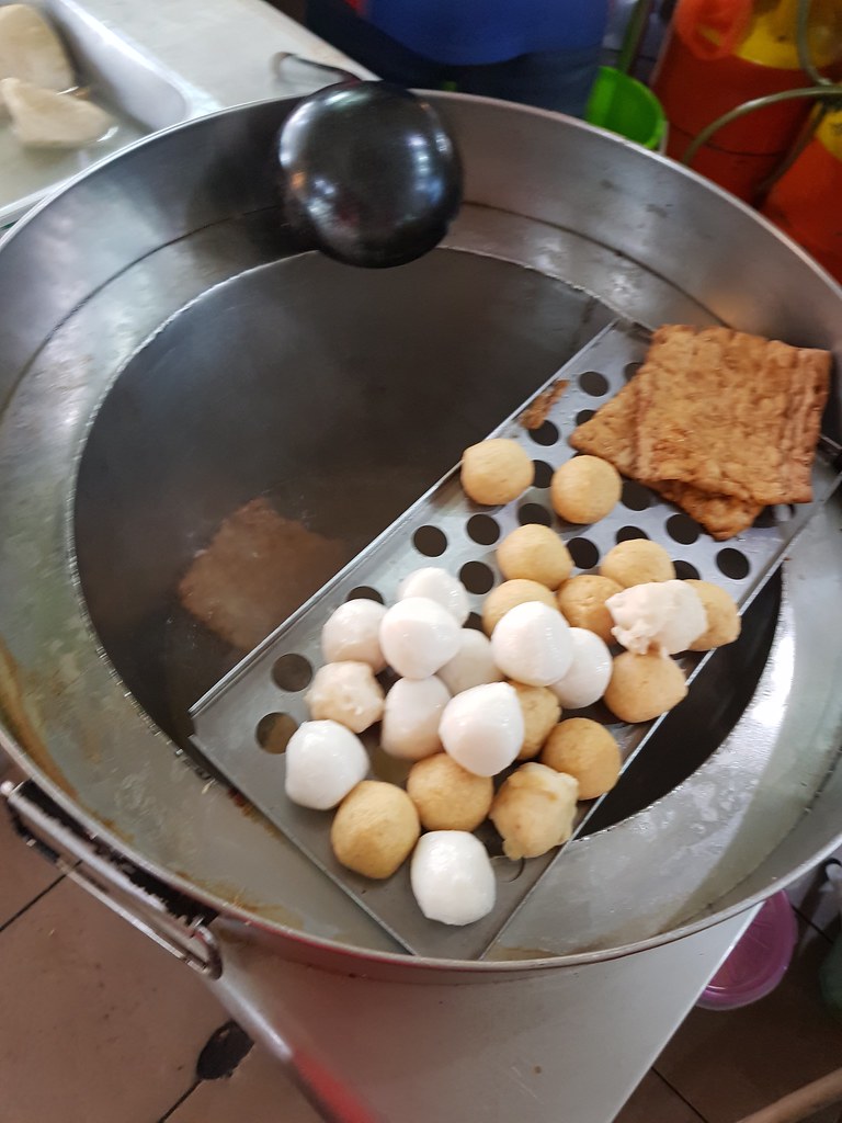 @ 金寶咖喱猪肠粉 Kampar Curry Chee Cheong Fun at Kedai Kopi Nanking (南京茶餐室) USJ 10