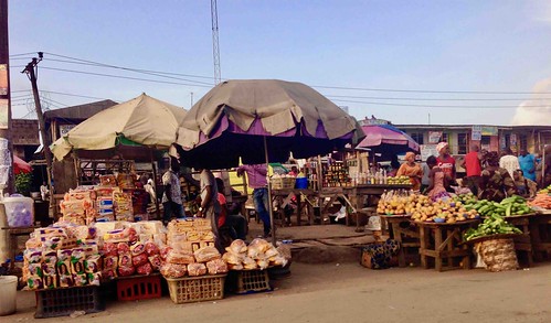 roadsidemarket lagosbadagryexpressway lagosstate nigeria jujufilms bread