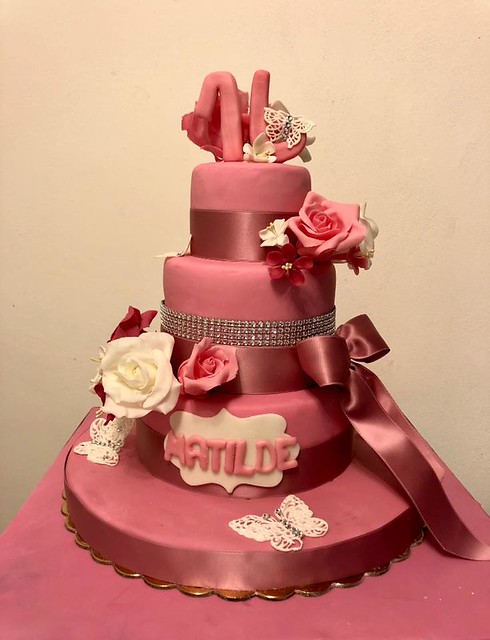 Pink Cake by Antonella Borgogni‎
