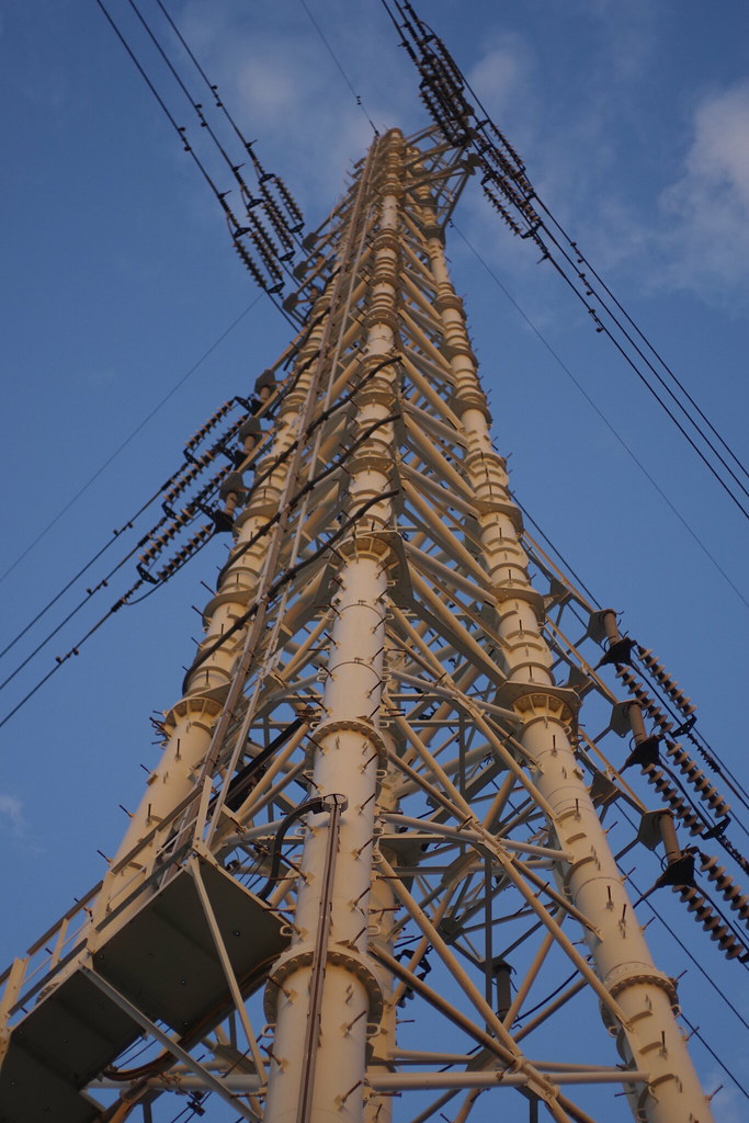 夕陽の当たる送電塔 Transmission Tower