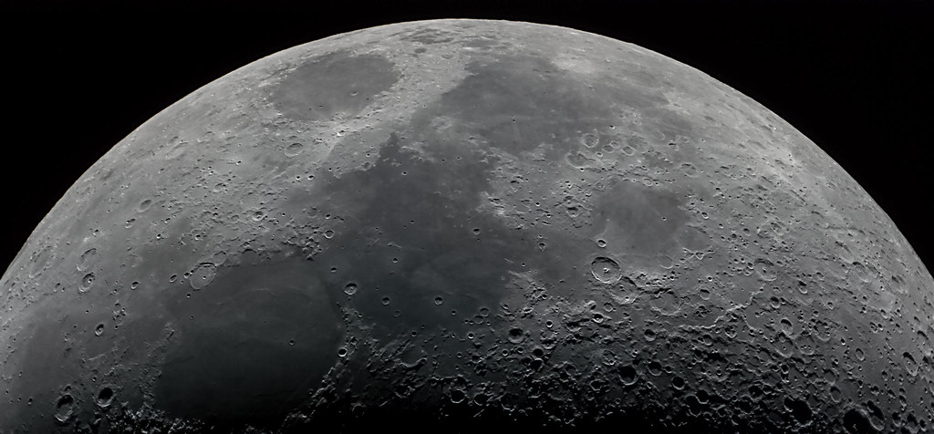 Luna del 24 con PS - Apilado x 50.jpg
