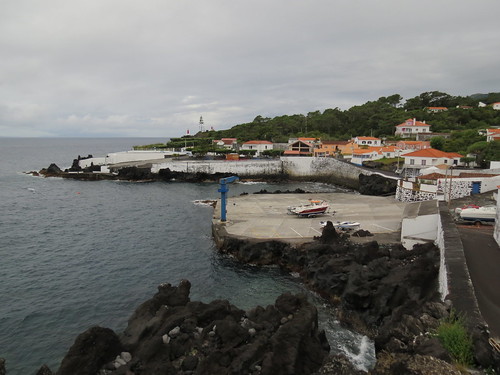 Por las diferentes islas de Azores: Terceira, San Jorge,Faial,Flores,San Miguel - Blogs de Portugal - 2 días - SAN JORGE - Isla con unos cortados increíbles dando lugar a las Fajas (11)
