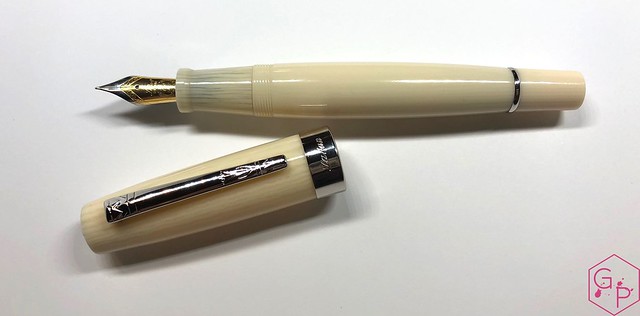 Review Laban Kaiser Antique Ivory & Silver Fountain Pen @GoldspotPens 10