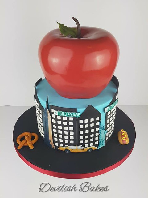 Cake by Vicki Louise Fawcett of Devilish Bakes Plymouth