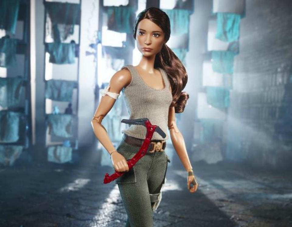 Anuncian muñeca Barbie de Tomb Raider