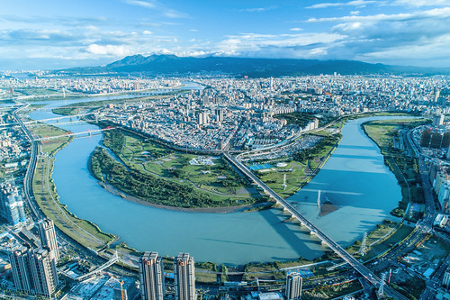 taipei taiwan cityscape city urban metropolis district downtown asia architecture building landscape scenery travel tourism trip sightseeing aerial birds eye drone panorama panoramic view scene prospect skyline business image economy finance office real estate environment tamsui river bank skyscraper famous scenic tourist attraction area place spot blue sky sunny morning 台北 台湾 都市風景 街並み 町並み 都市景観 都市 都会 大都市 大都会 メガロポリス 地区 中心街 都心 アジア 建築 建物 風景 景色 景観 旅行 トラベル 観光 観光地 空撮