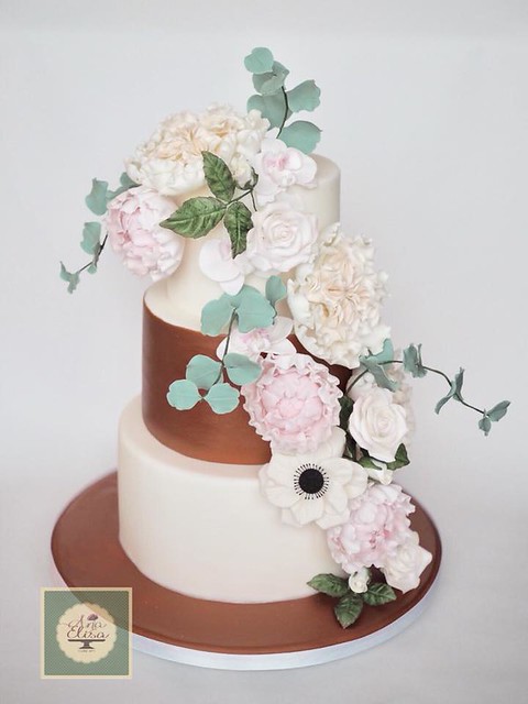 Copper Cake with English roses, roses, peonies, anemone and eucalyptus by Ana Elisa Cake Art