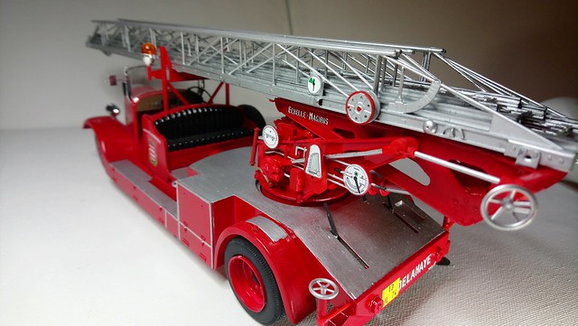 Heller 1/24 Camion De Pompiers DELAHAYE Type 103 - Ready For Inspection -  Vehicles - Britmodeller.com