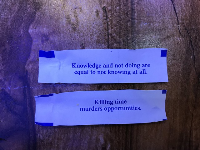 Harbor Palace, fortune cookies