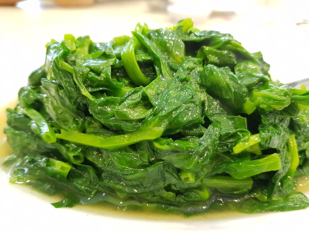 清炒大豆苗 Fried Sweet Bean Leaf with Garlic $30 @ 北平閣餐廳 Restoran Bei Ping Shah Alam