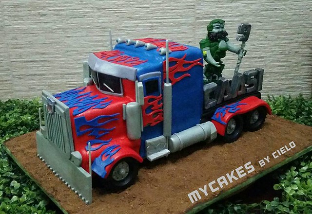 Optimus Prime by Maris Cielo Perez Cruz of MyCakes by Cielo