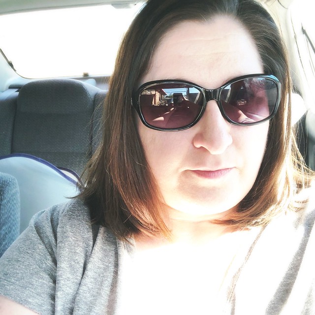 Oops I did it again! 😳 I can’t believe that I cut my hair again. I was going to wait until July but the temps around here already feel like summer, so I went in for a bit of a trim. 💇‍♀️
