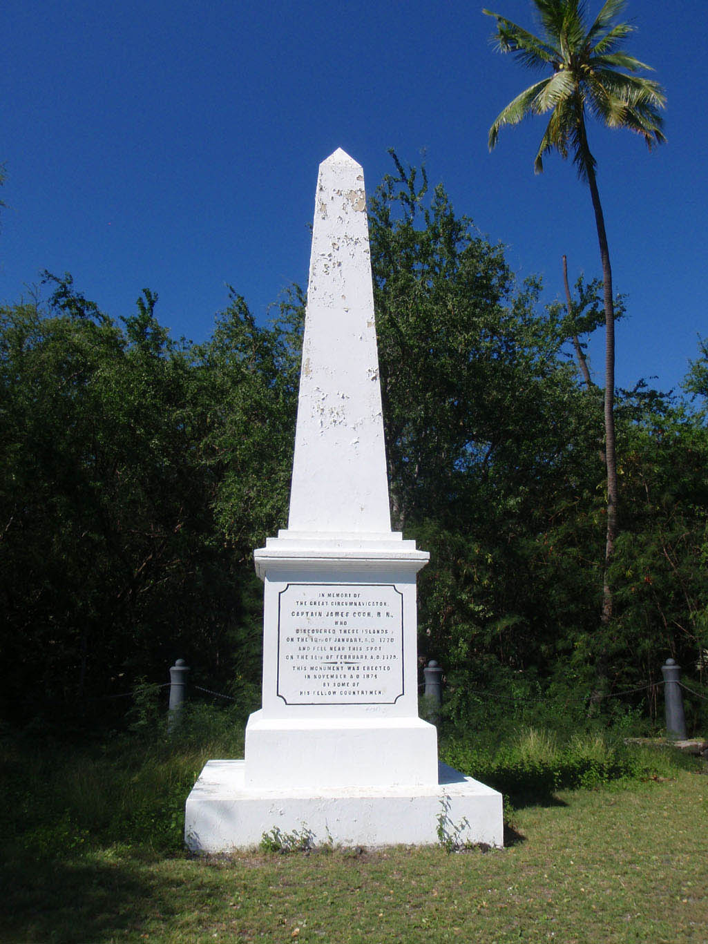 Monument erected at the location of James Cook's death. Photo taken on January 12, 2009.