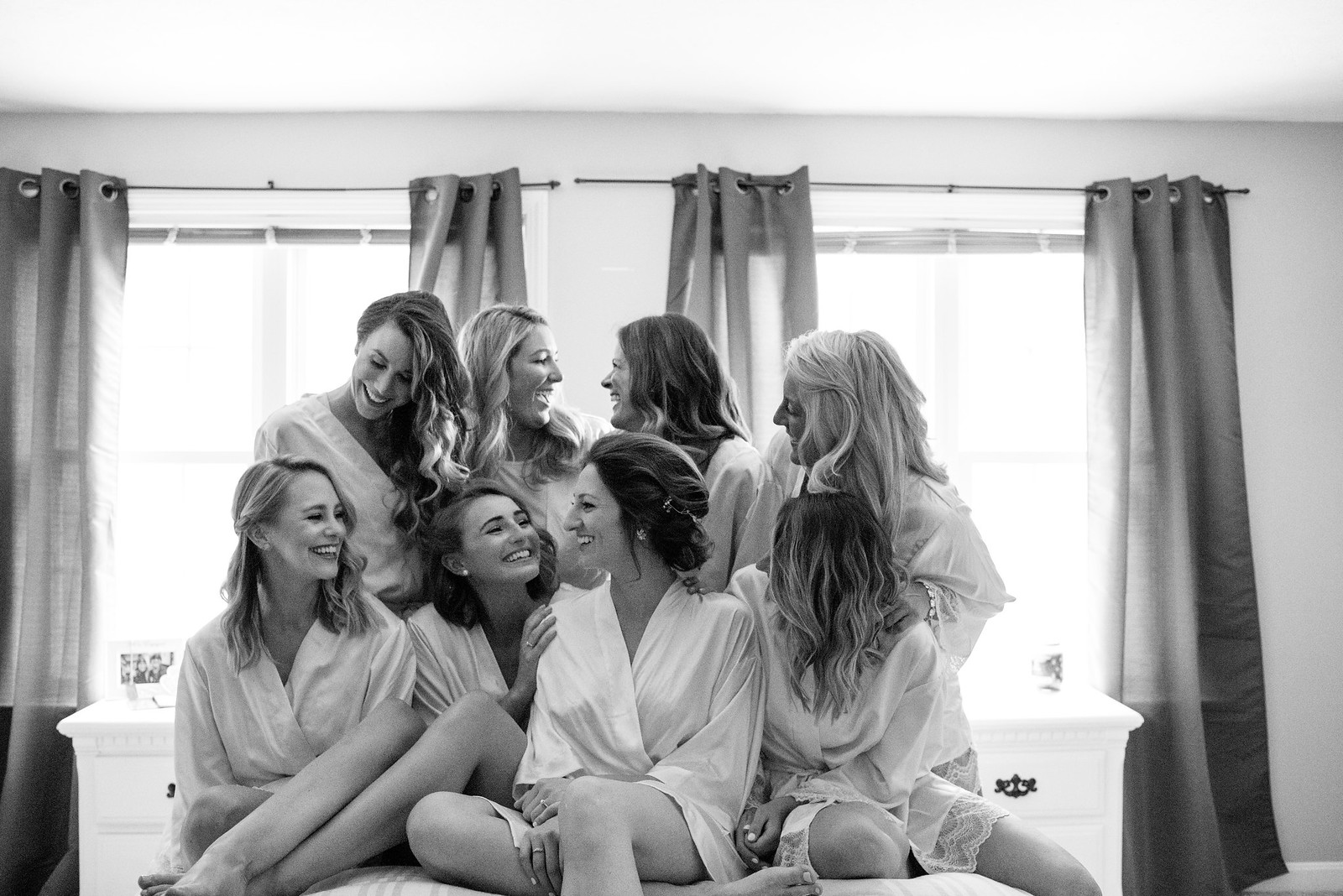 Bride and bridesmaids in robes on juliettelauraphotography.blogspot.com