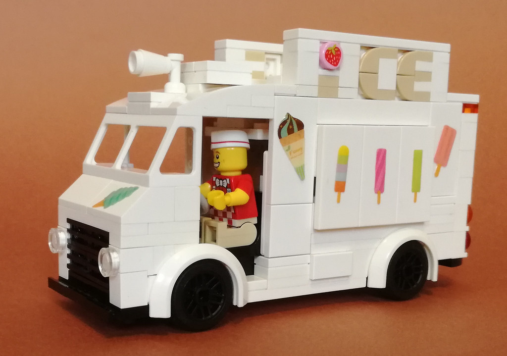 Good Humor Truck / Ice Cream Van