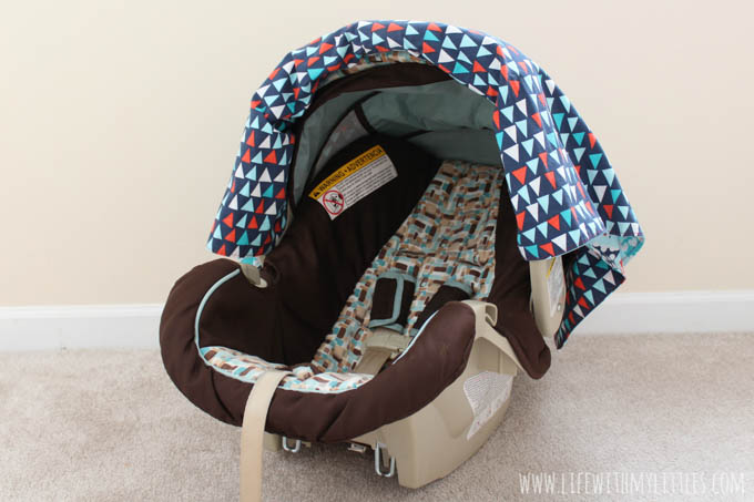 Car Seat Cover Tutorial: A cute, easy canopy for your baby's car seat that is durable and looks great!