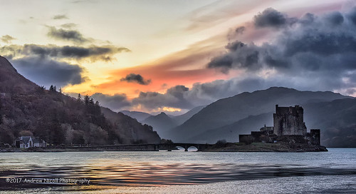 dornie highland scotland gb eileandonan castle sunrise dawn