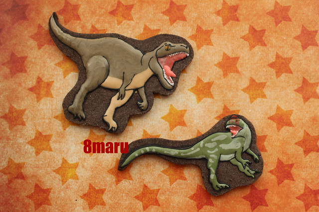 ティラノサウルスとアロサウルスのクッキー