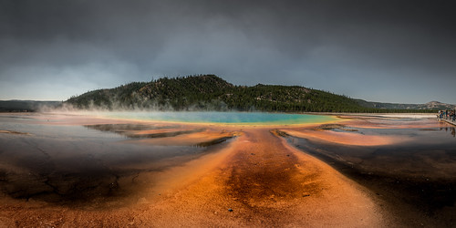 grandprismaticspring yellowstone nationalpark wyoming us landscape water colors orange vivid panorama hires highresolution sky forest
