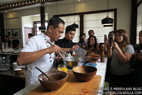 38_Philtranco Pampanga - Chef Sau cooking Gourmet Tamales
