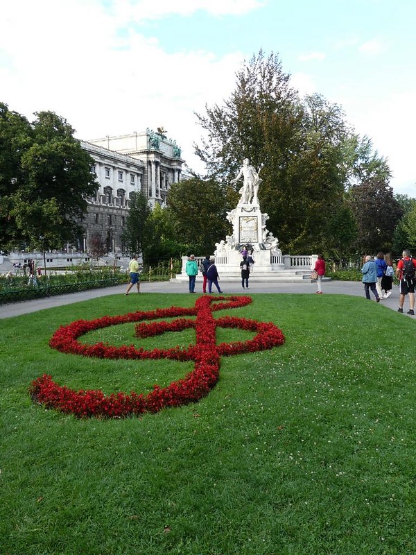 Mozartdenkmal, Wien