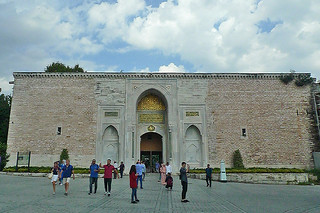 Istanbul - Topkapi entrance