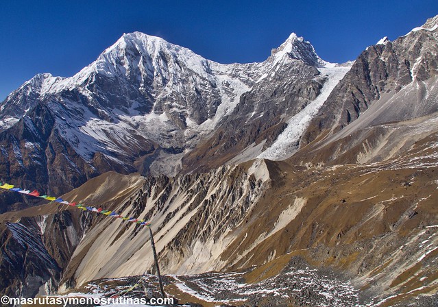 Por el cielo y el infierno de NEPAL. Trek Langtang - Blogs de Nepal - Trekking Langtang. Etapa 4: Tserko Ri. A por el 5000 (5)