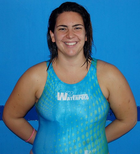 Raquel Roldán, jugadora del Waterpolo Dos Hermanas