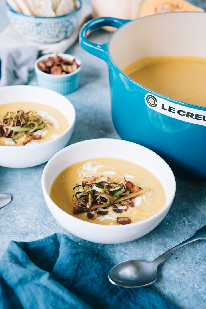 Roasted Butternut Squash Soup with Bacon and Crispy Leeks www.pineappleandcoconut.com