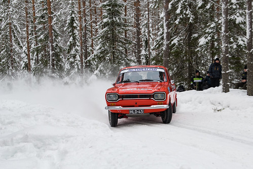 autopirttiralli ähtäri 2018 historicrallytrophy historic rally rallying rallye finland nikon d500 motorsport jouni leppälahti jussi huhtinen ford escort 1300 gt