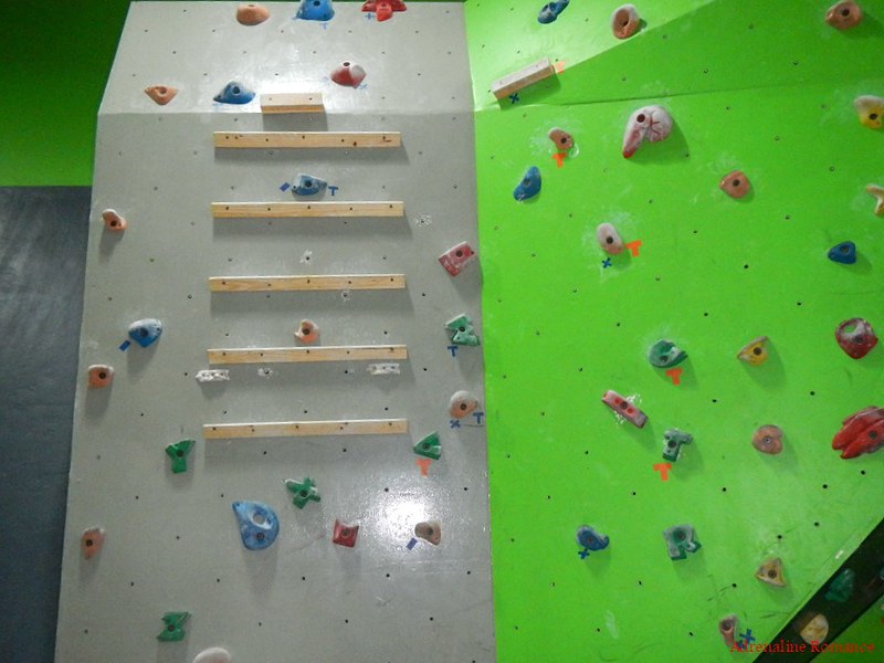 Crossfit Subtero Bouldering Wall