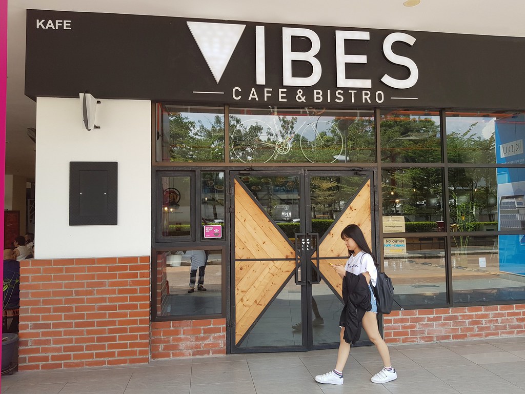 @ Vibes & Cafe Bistro at Utrapolis Marketplace Glenmarie Shah Alam