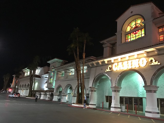 Gold Coast Casino, exterior