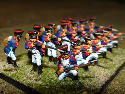 Bringing 43 yr old miniatures to life - Airfix French Line Infantry 39248183535_af6c5e2965_z