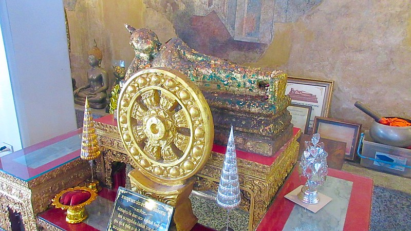 Bangkok Reclining Buddha Wat Pho