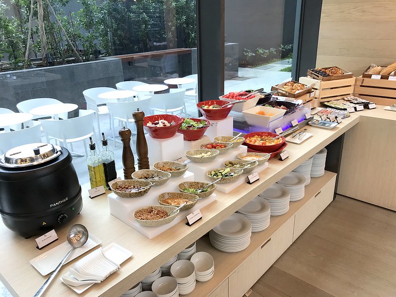 Porridge, salad and bread station