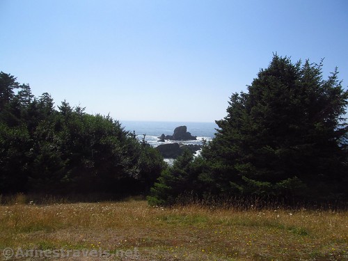 A more realistic view of what I saw of the sea arch from Ecola Point in Ecola State Park, Oregon