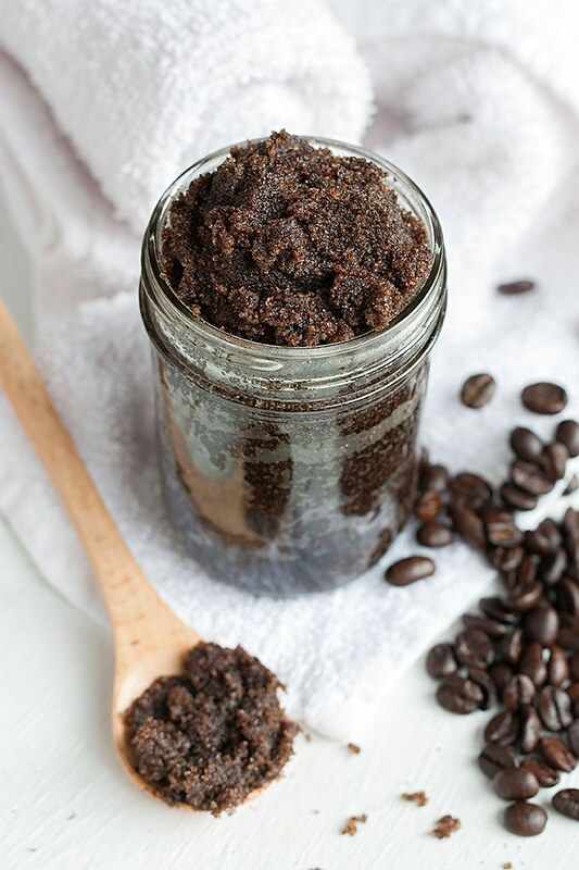 DIY Skin Care Recipes : DIY Frank Coffee Scrub- thanks to this recipe, my skin has never looked brighter...