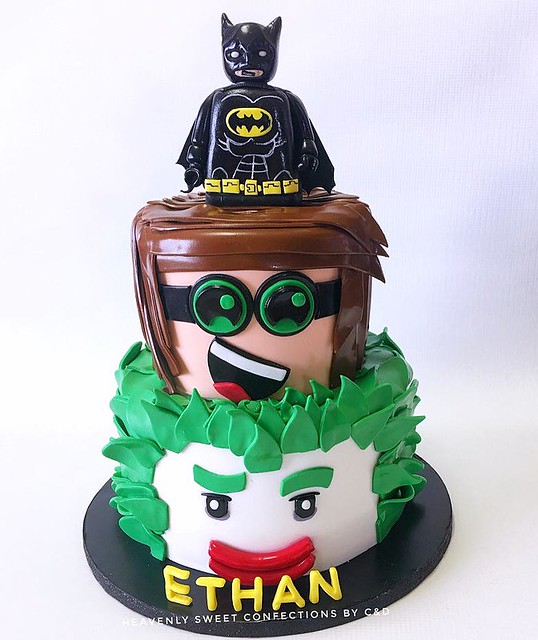 LEGO BATMAN CAKE with Chocolate Bat Symbol INSIDE! - YouTube