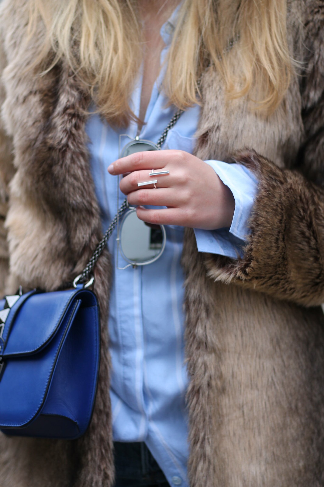 fake-fur-jacket-dior-jewelry-wiebkembg