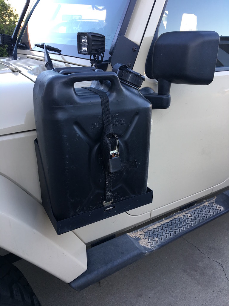 Jerry Can Mounting | Jeep Wrangler Forum