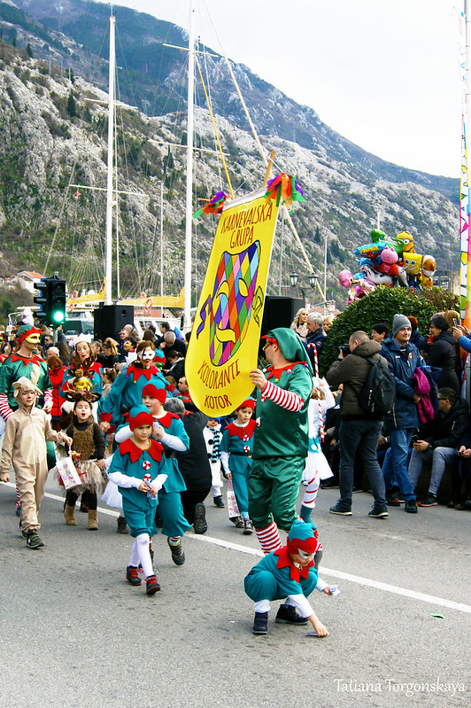 Карнавальная группа "Koloranti" на шествии